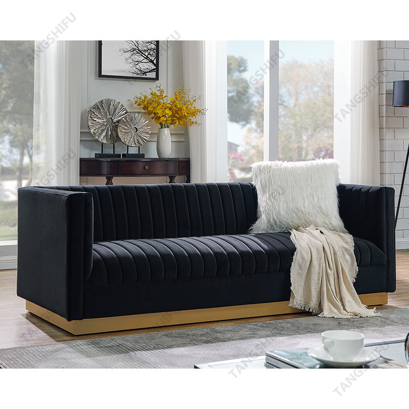 Wash the sofa correctly with living room furniture manufacturers